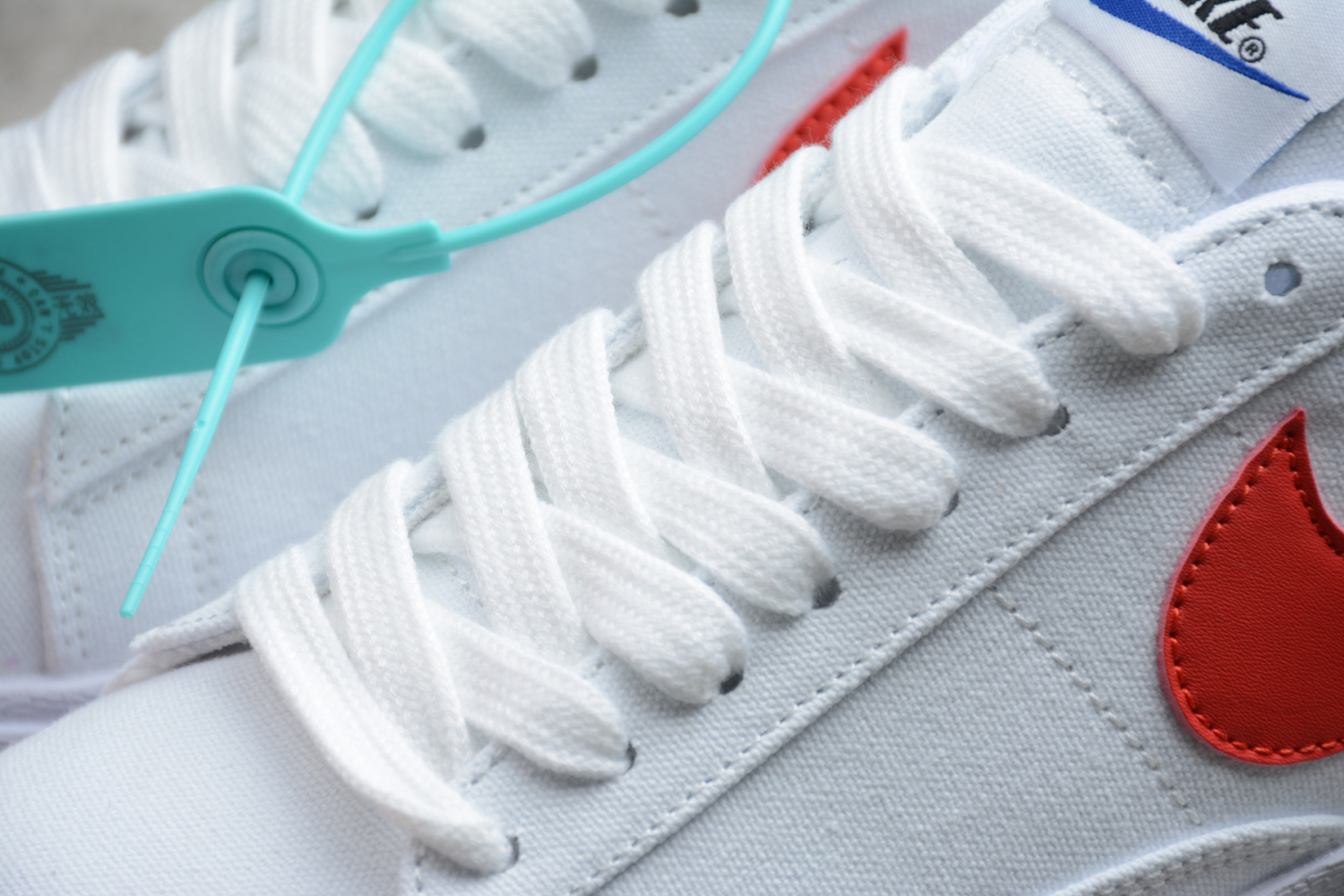 Nike SB Blazer Low White Sail Red Hook Blue AV9371-110