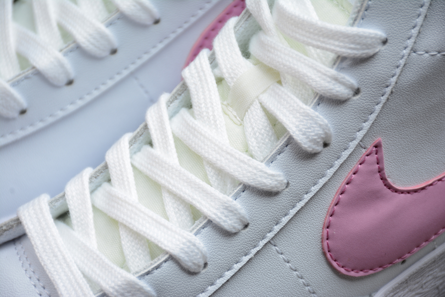 Nike SB Blazer Mid GS Pink Foam White Running Shoes CZ7531-101