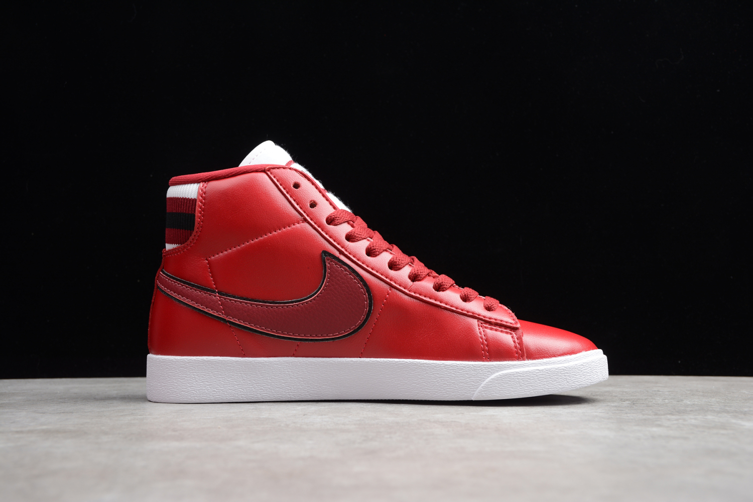 Nike Blazer Mid Red Crush (W) AV9375-605