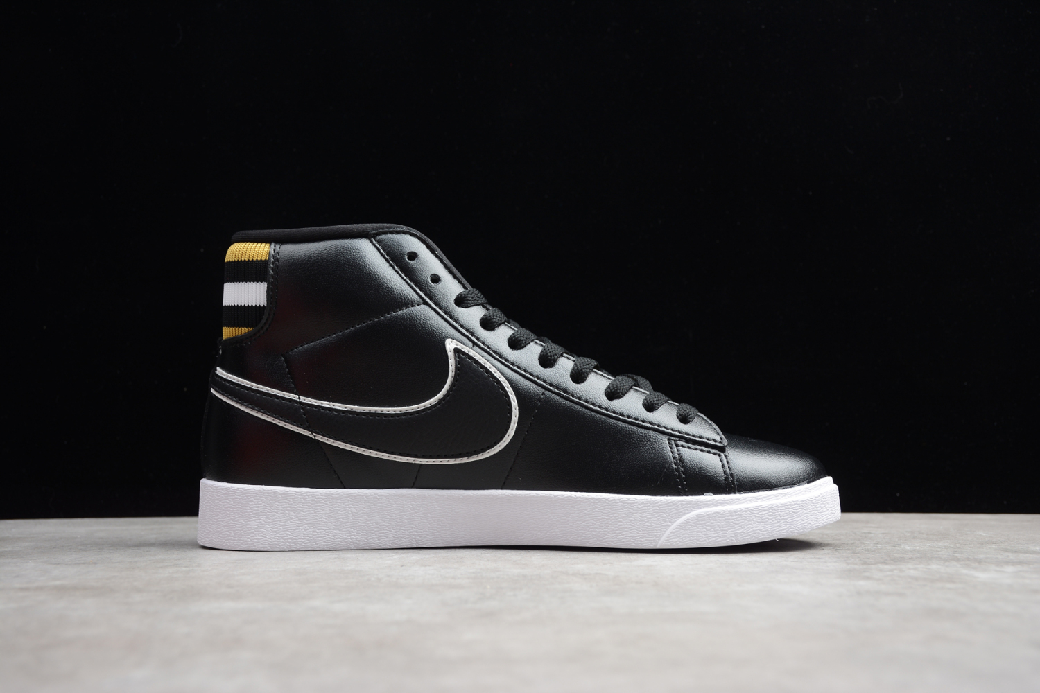 Nike Blazer Mid Black Wheat Gold (W) AV9375-012