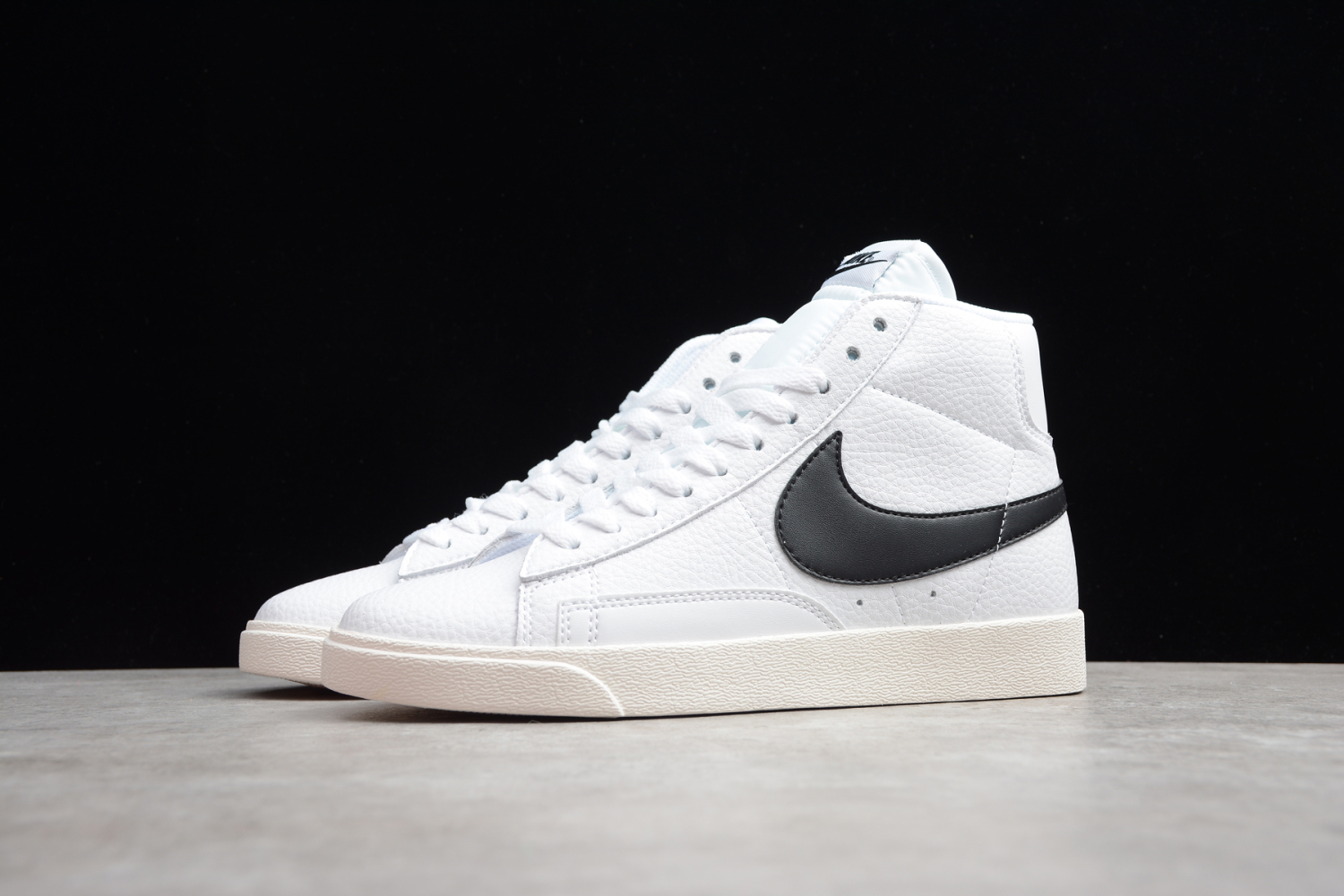 Nike SB Blazer Mid Vintage Suede White Black Shoes AV9376-104