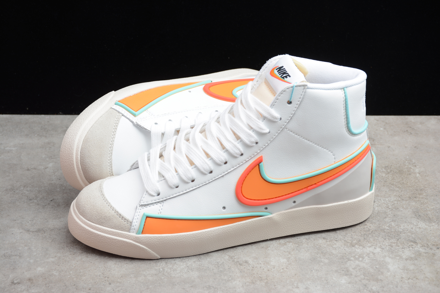 Nike SB Blazer Mid 77 VNTG Suede Mix White Color Drop Plastic 853503
