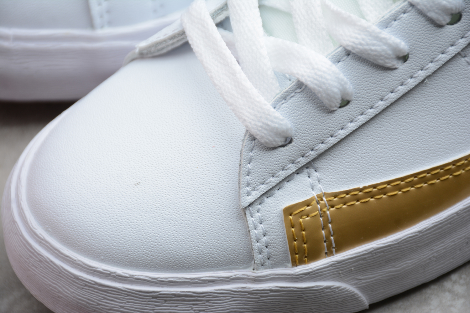 Nike Blazer Low CNY White Red Gold BV6655-116