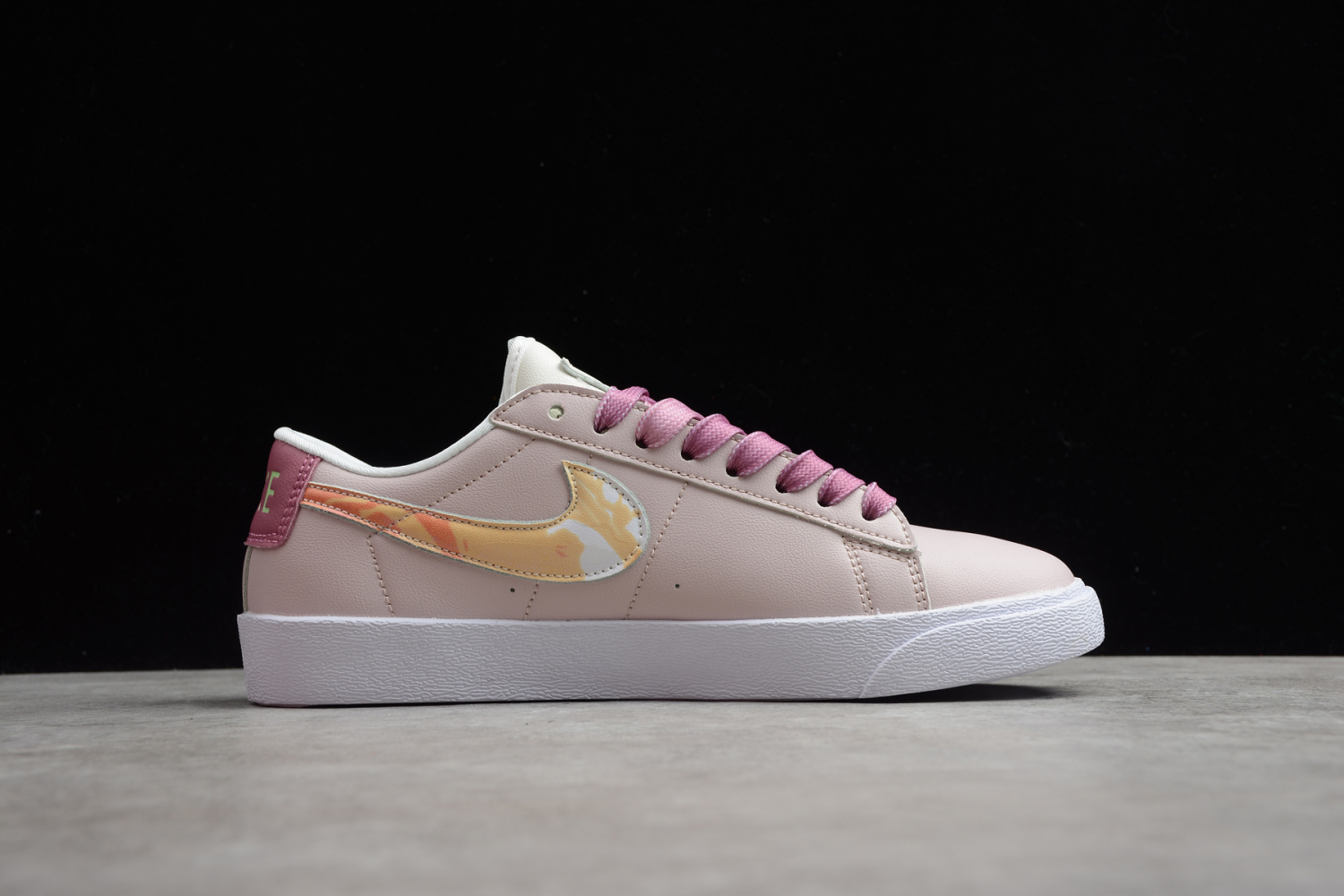 Nike Blazer Low GS White Pink Water Red CZ8688-666