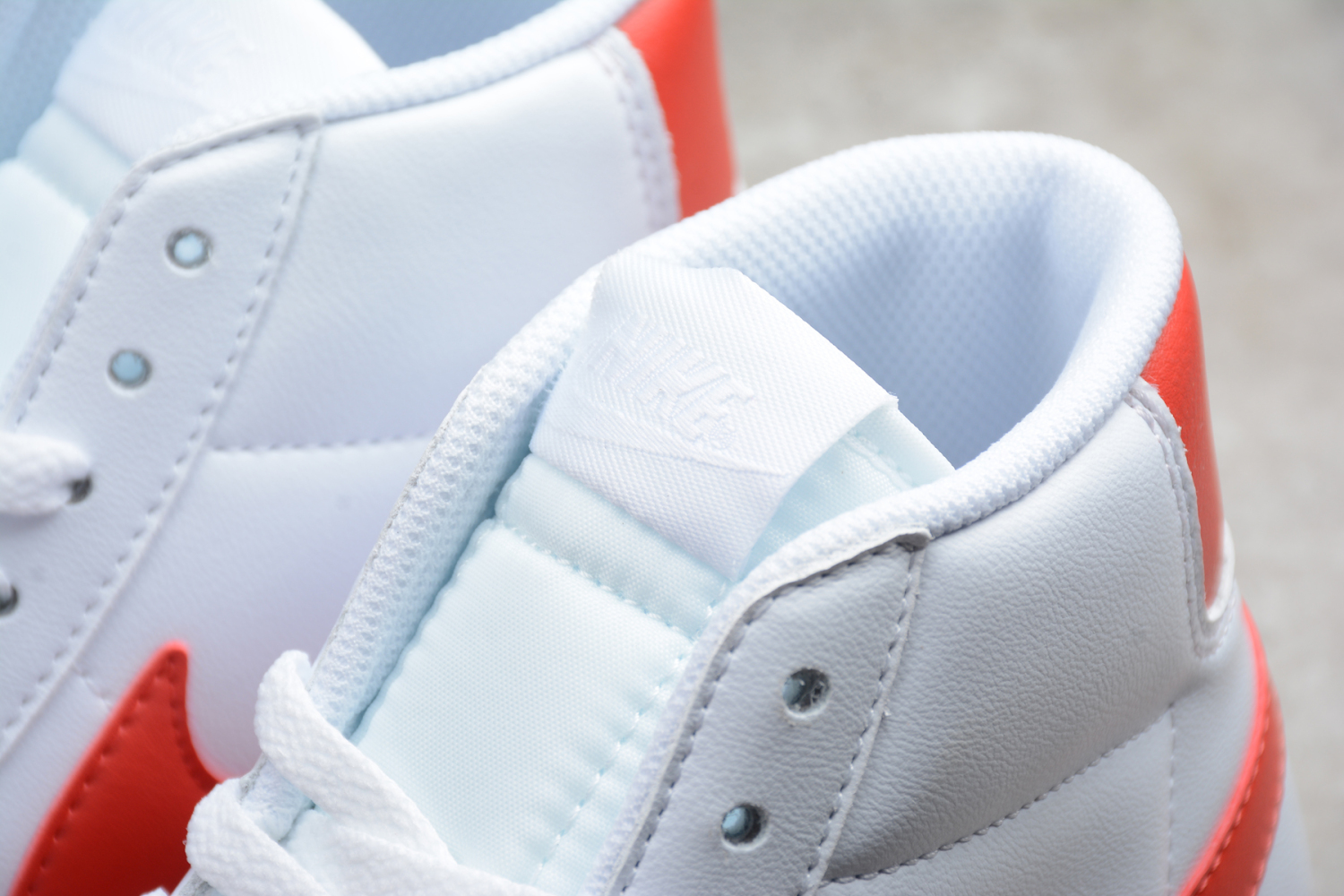 Nike Blazer Mid Vintage Suede White/Habanero Red 917862-109