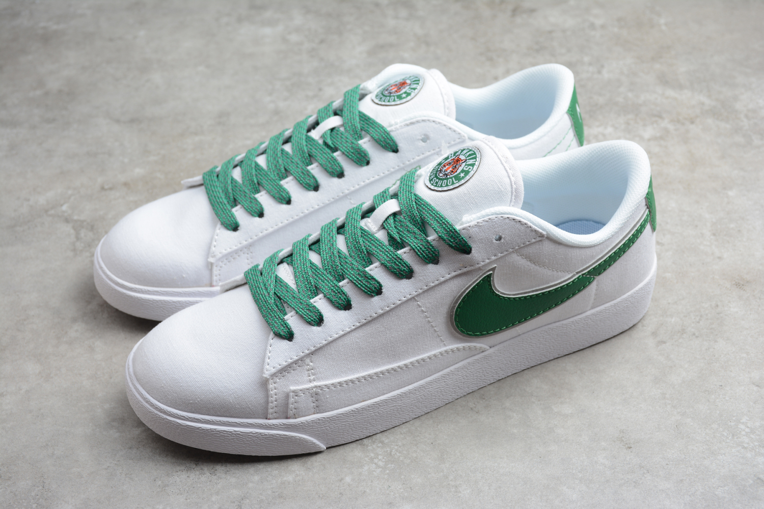 Nike SB Blazer Low LX White Green Reflective Silver AV9371-718