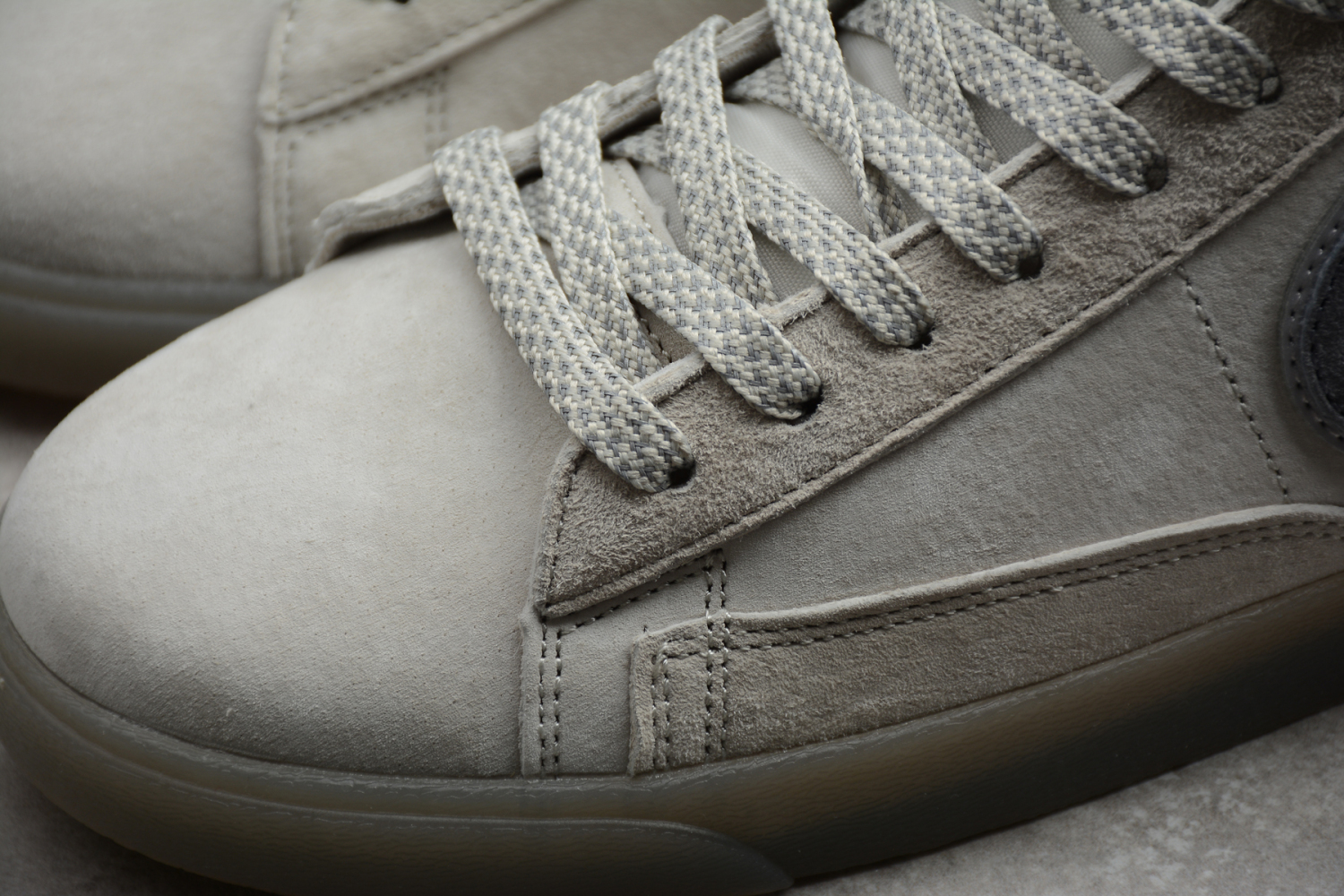 Reigning Champ x Nike SB Zoom Blazer Mid Light Grey Deep Grey Reflective 371761 009