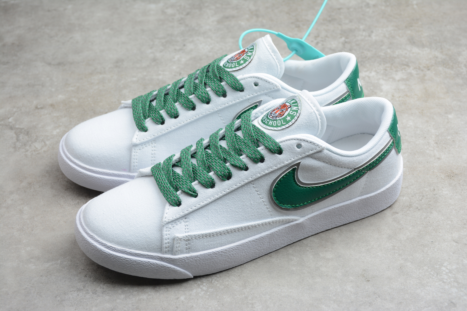 New Nike Blazer Low White Green For Sale AV9371-980