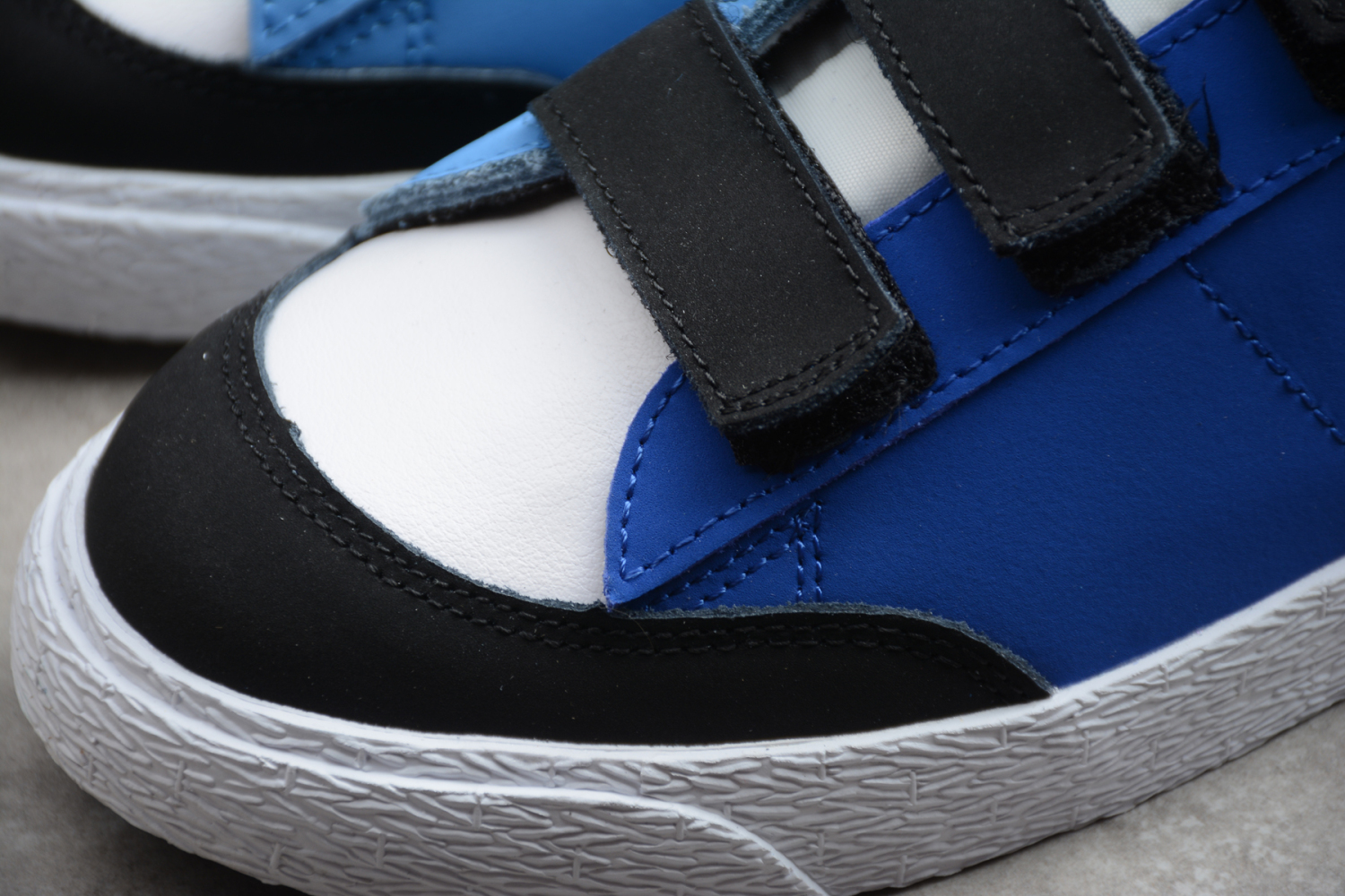 Nike SB Zoom Blazer AC Kevin and Hell  CT4594-400