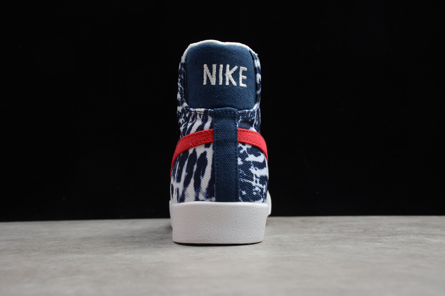 Nike Blazer Mid 77 Vintage Tie Dye - CZ7874-600