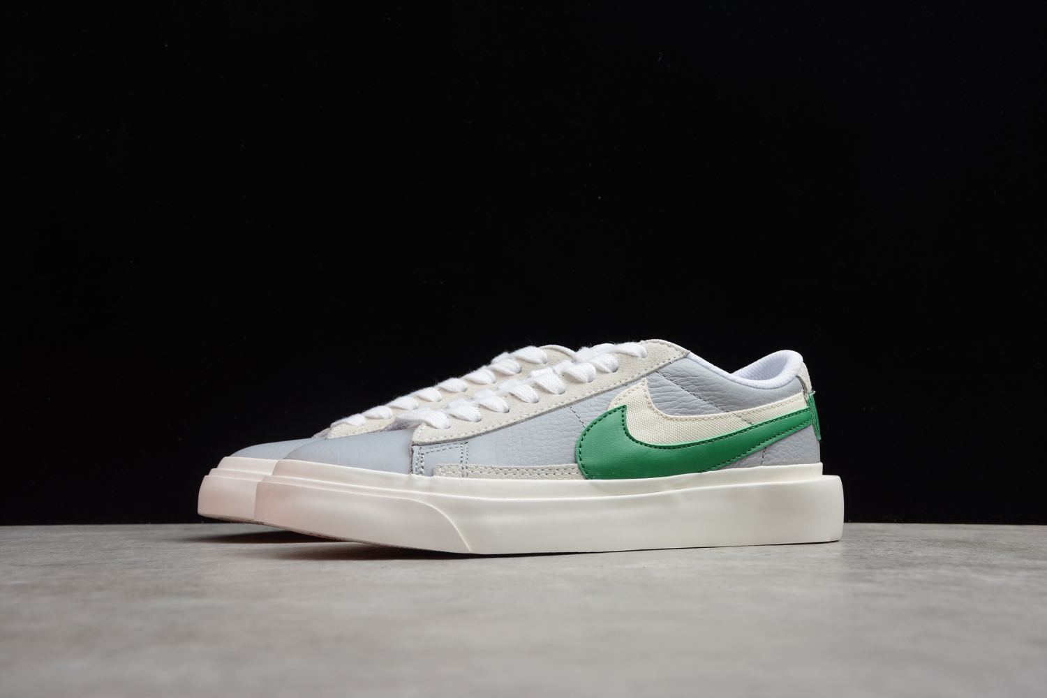 Nike SB Blazer Low x Sacai Grey Green Varisity White BV0076-403