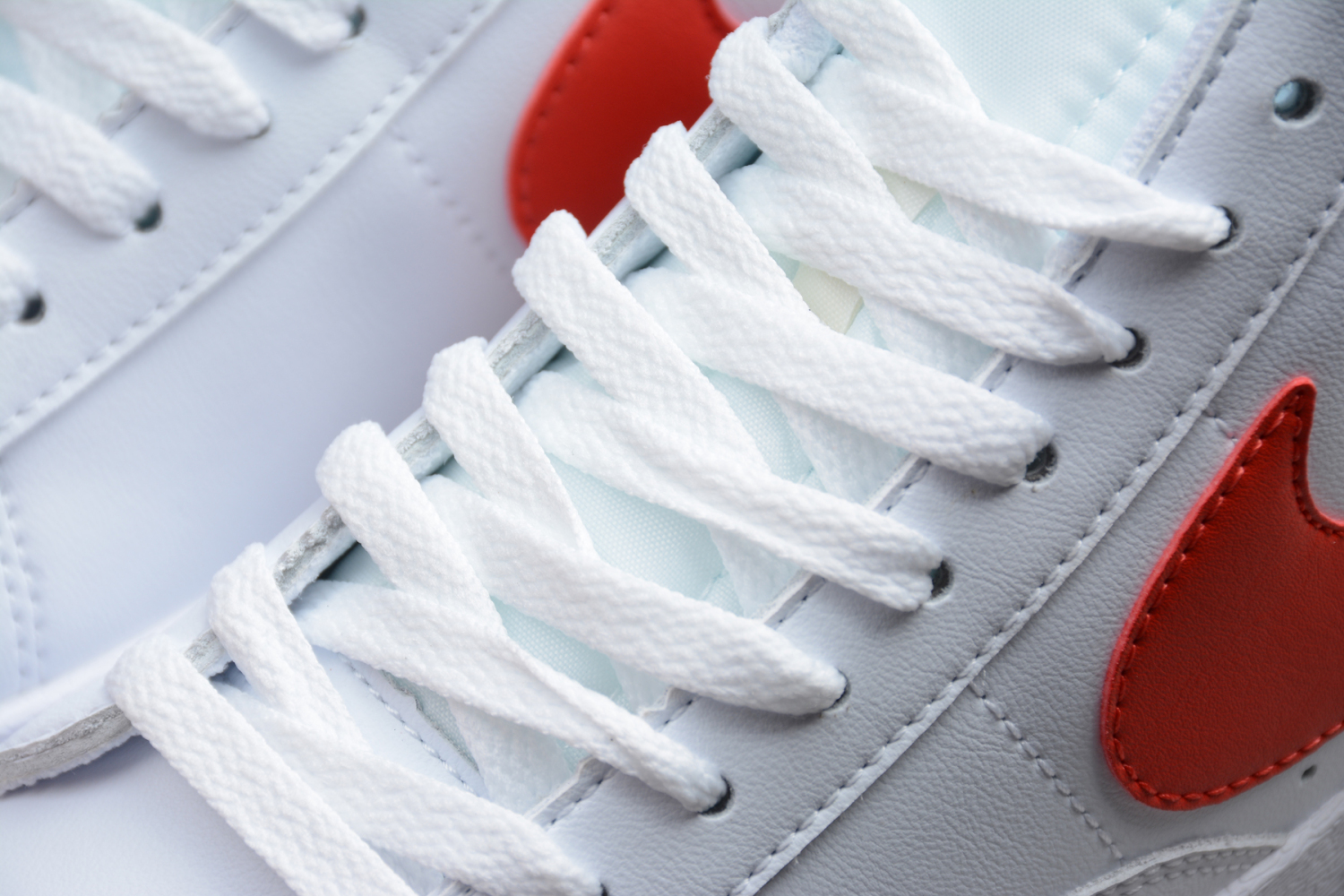 Nike Blazer Mid Vintage Suede White/Habanero Red 917862-109