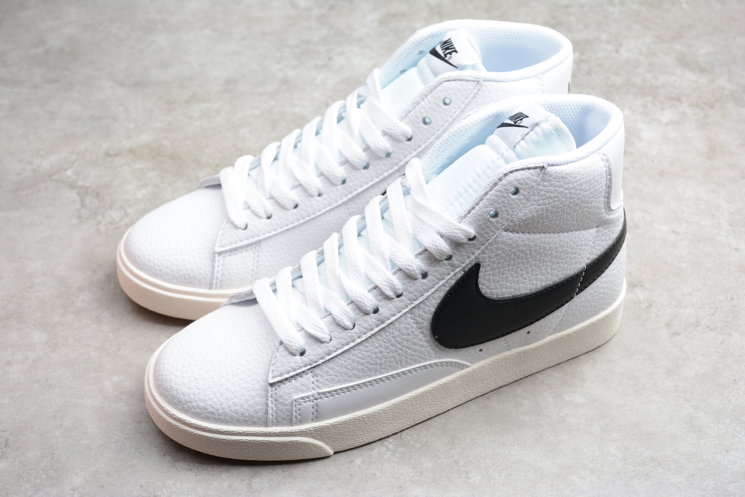 Nike SB Blazer Mid Vintage Suede White Black Shoes AV9376-104