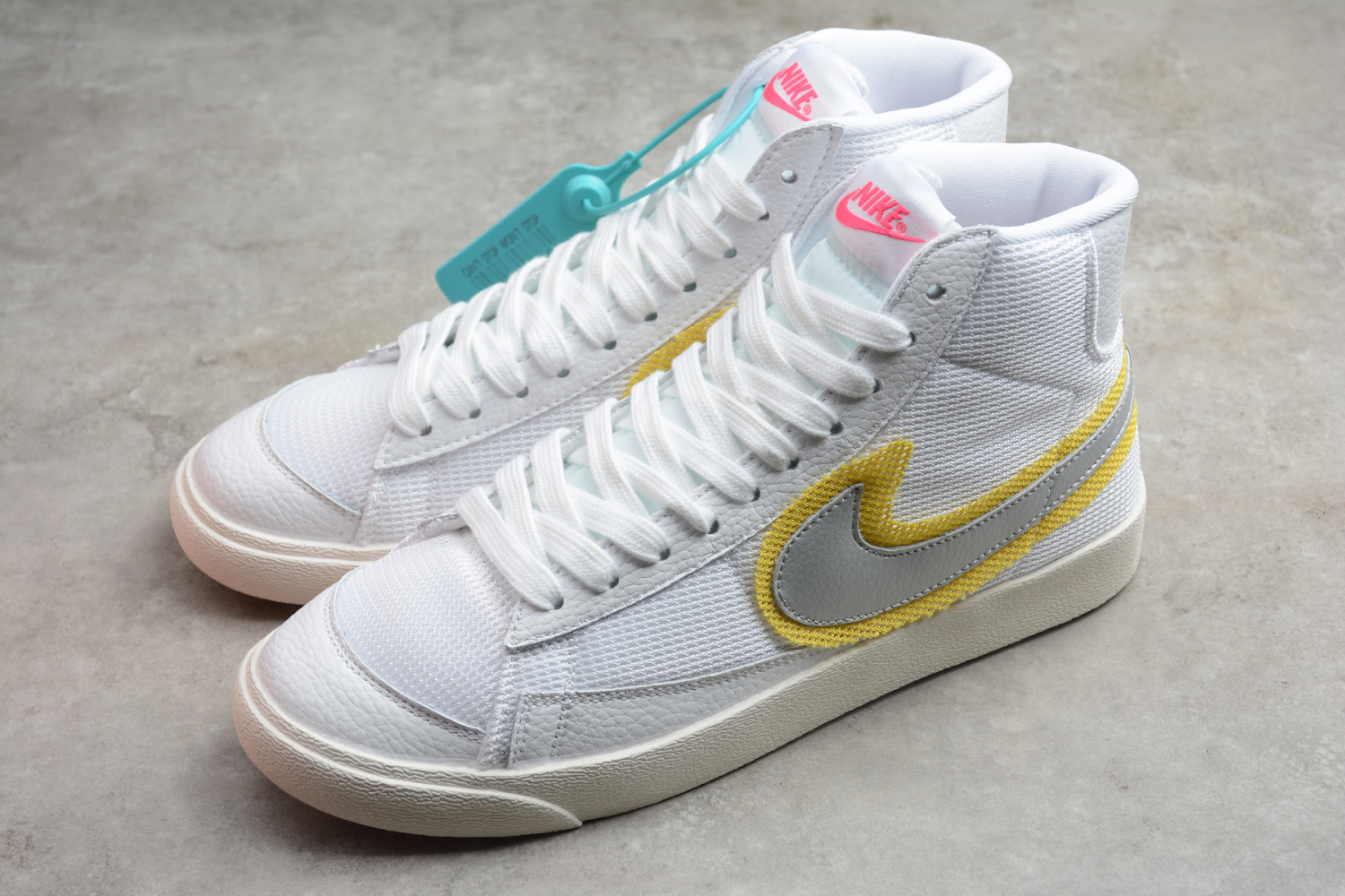Nike Blazer Mid Vintage 77 Cotton Waffle White University Gold (W) CZ5105-100