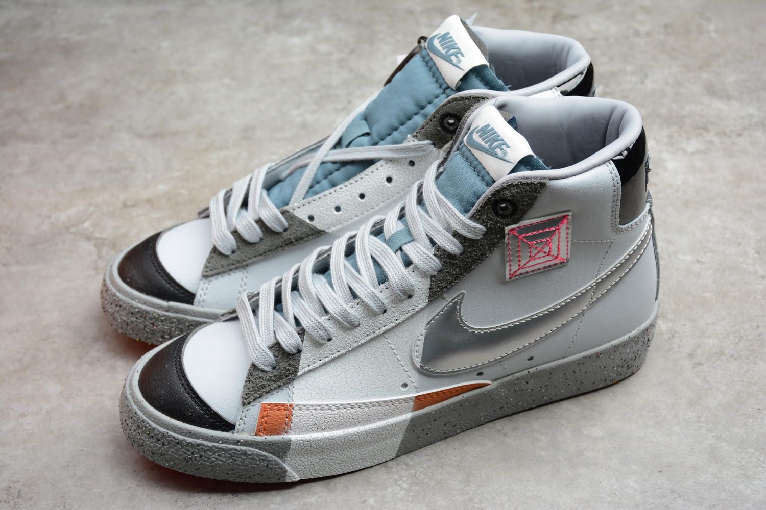 NIKE BLAZER MID 77 SHANGHAI DC9170-001