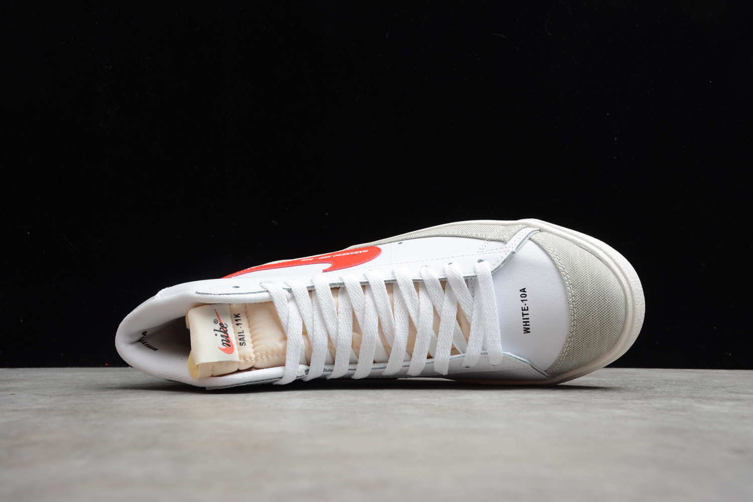 Wmns Nike SB Blazer Mid 77 Color Code White Red Green DA2142-146