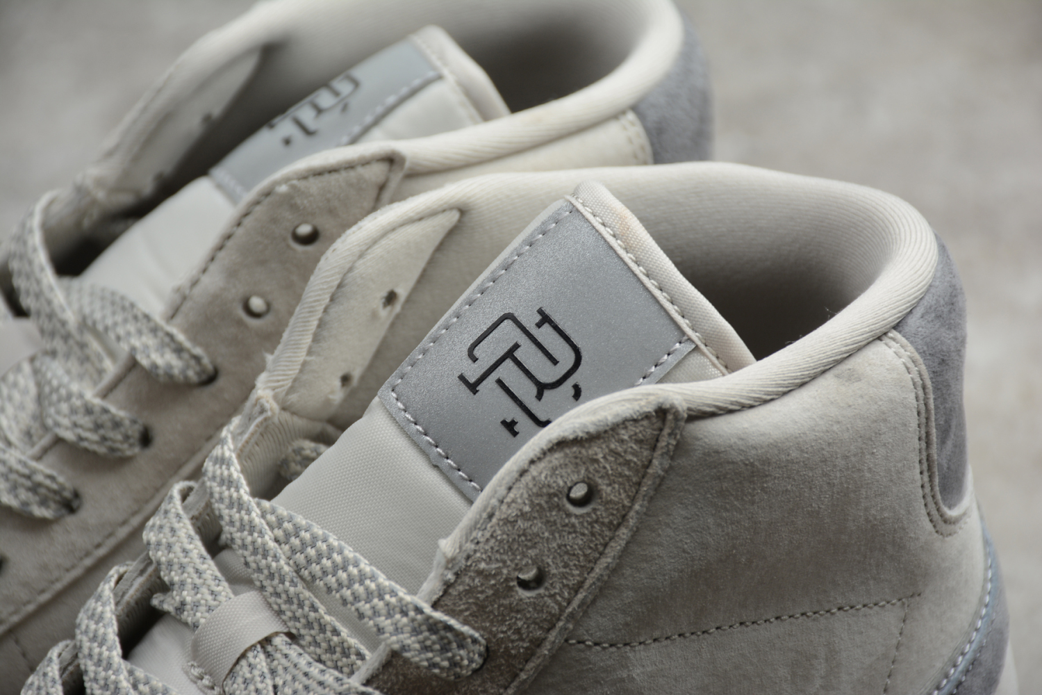 Reigning Champ x Nike SB Zoom Blazer Mid Light Grey Deep Grey Reflective 371761 009