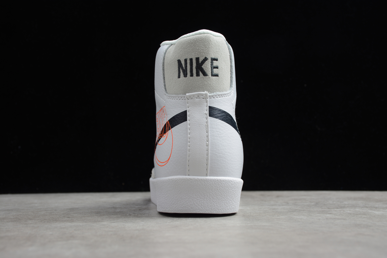 NIKE BLAZER MID 77 REVERSE LOGO DA4651-100