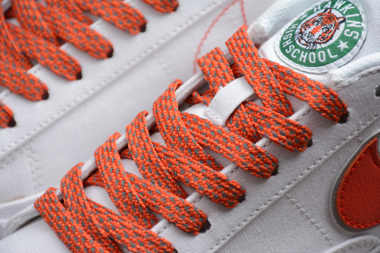 Nike SB Blazer Low LX White Orange Reflective Silver AV9371-619