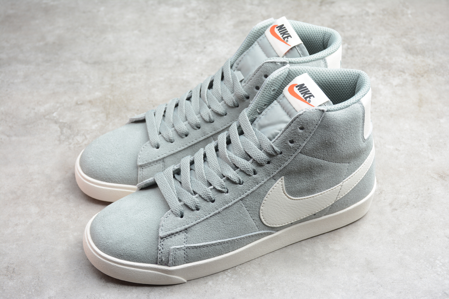 Nike Blazer Mid Vintage Suede Mica Green Sail AV9376-300