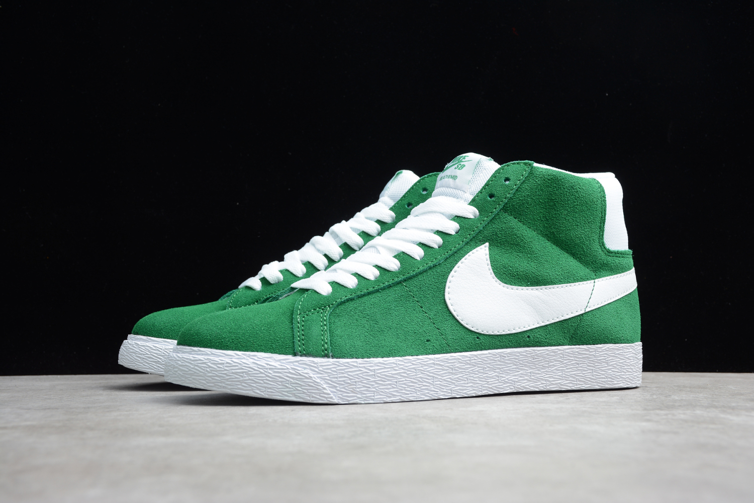 Nike SB Blazer Mid Pine Green 864349-311