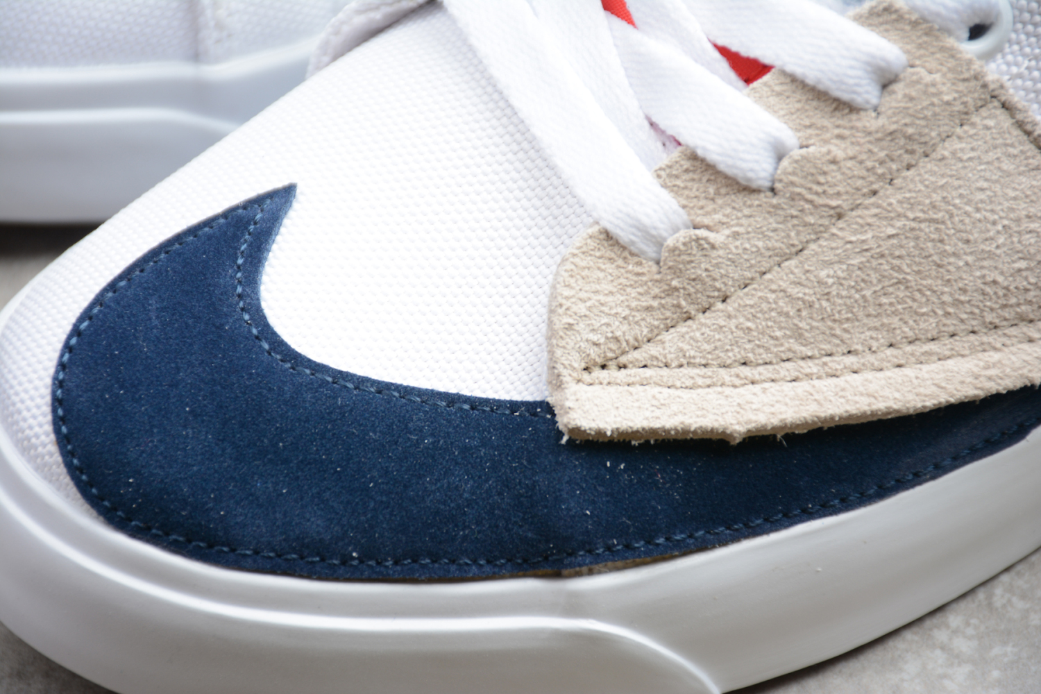 Nike SB Blazer Mid Edge Hack Pack White  CI3833-100