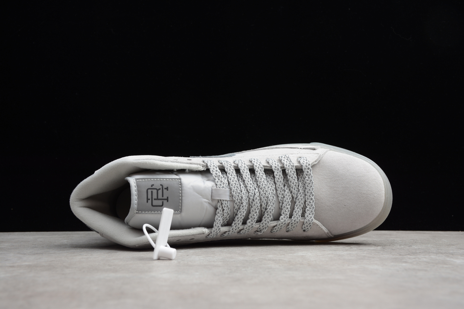 Nike Blazer Mid Retro Light Grey Deep Grey Reflective 371761-009