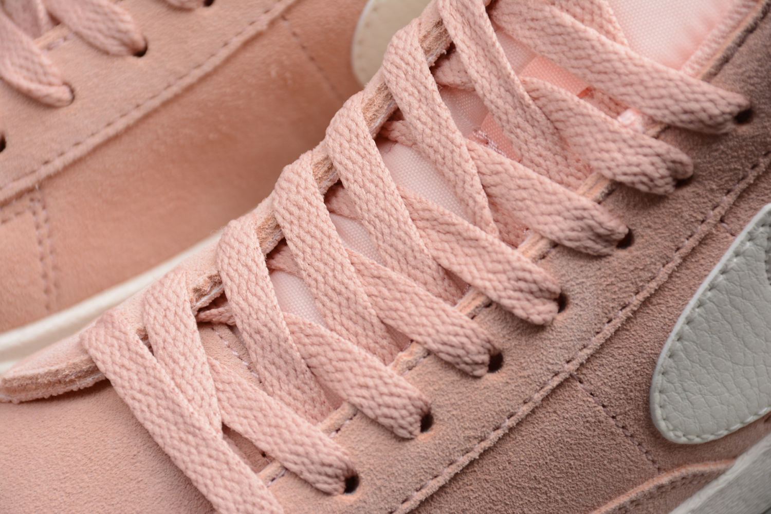 Nike Blazer Mid Vintage Suede Coral Stardust (W) 917862-605