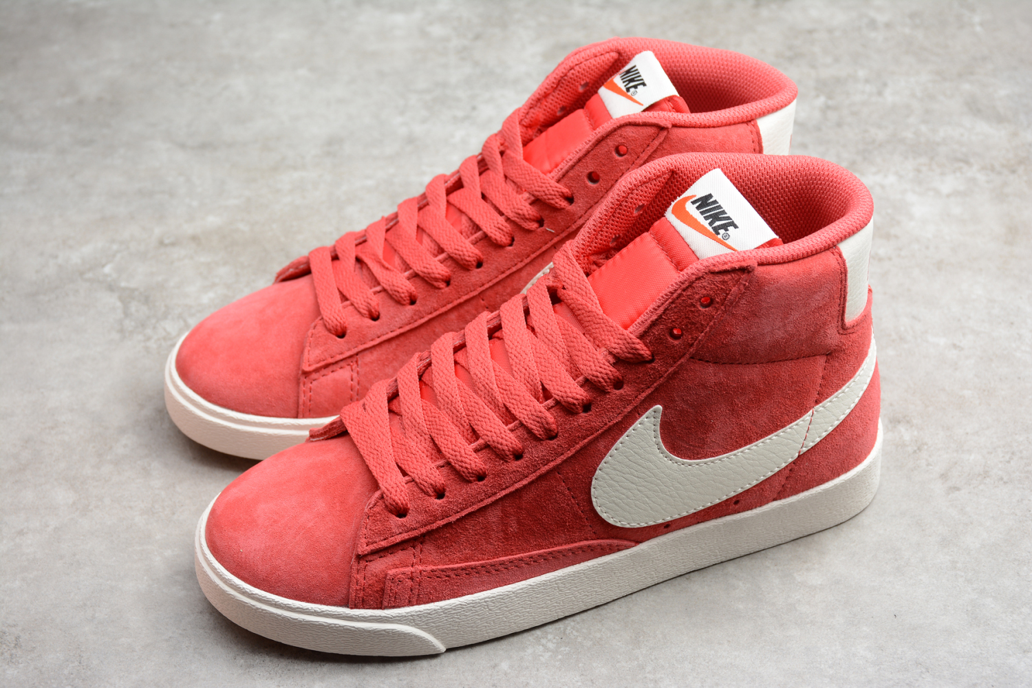 Nike Blazer Mid VNTG Speed Red Sail Black 917862-602