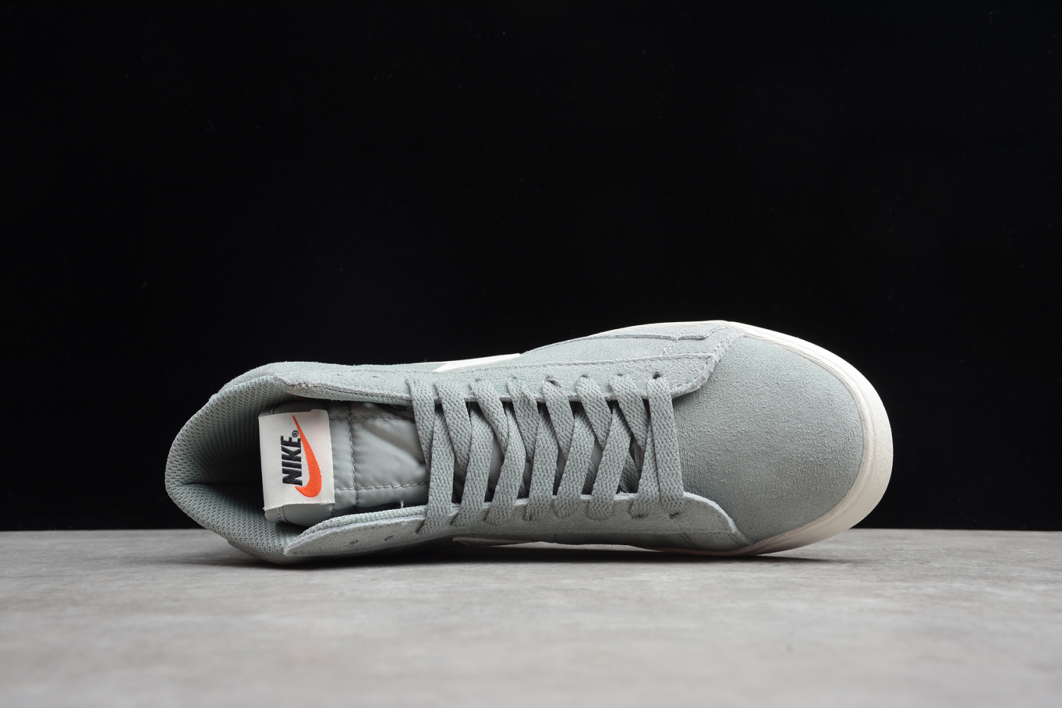 Nike Blazer Mid Vintage Suede Mica Green Sail AV9376-300