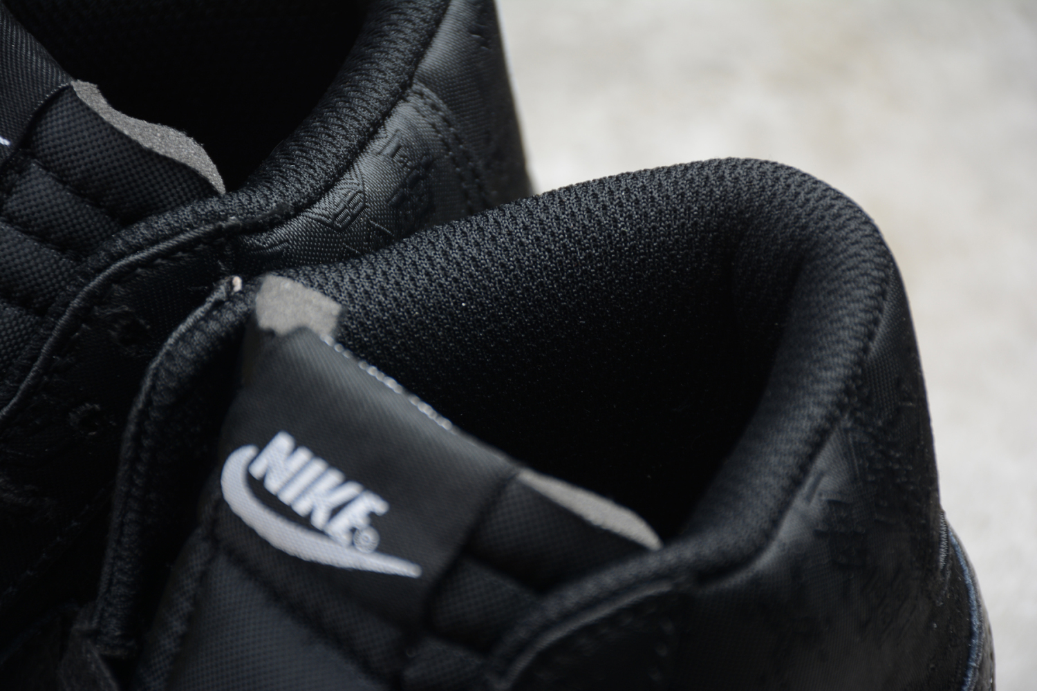 Nike Blazer Mid 77 Vintage Slan Jam Satin Black CD9545-006