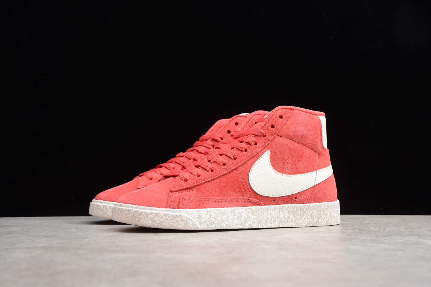 Nike Blazer Mid VNTG Speed Red Sail Black 917862-602