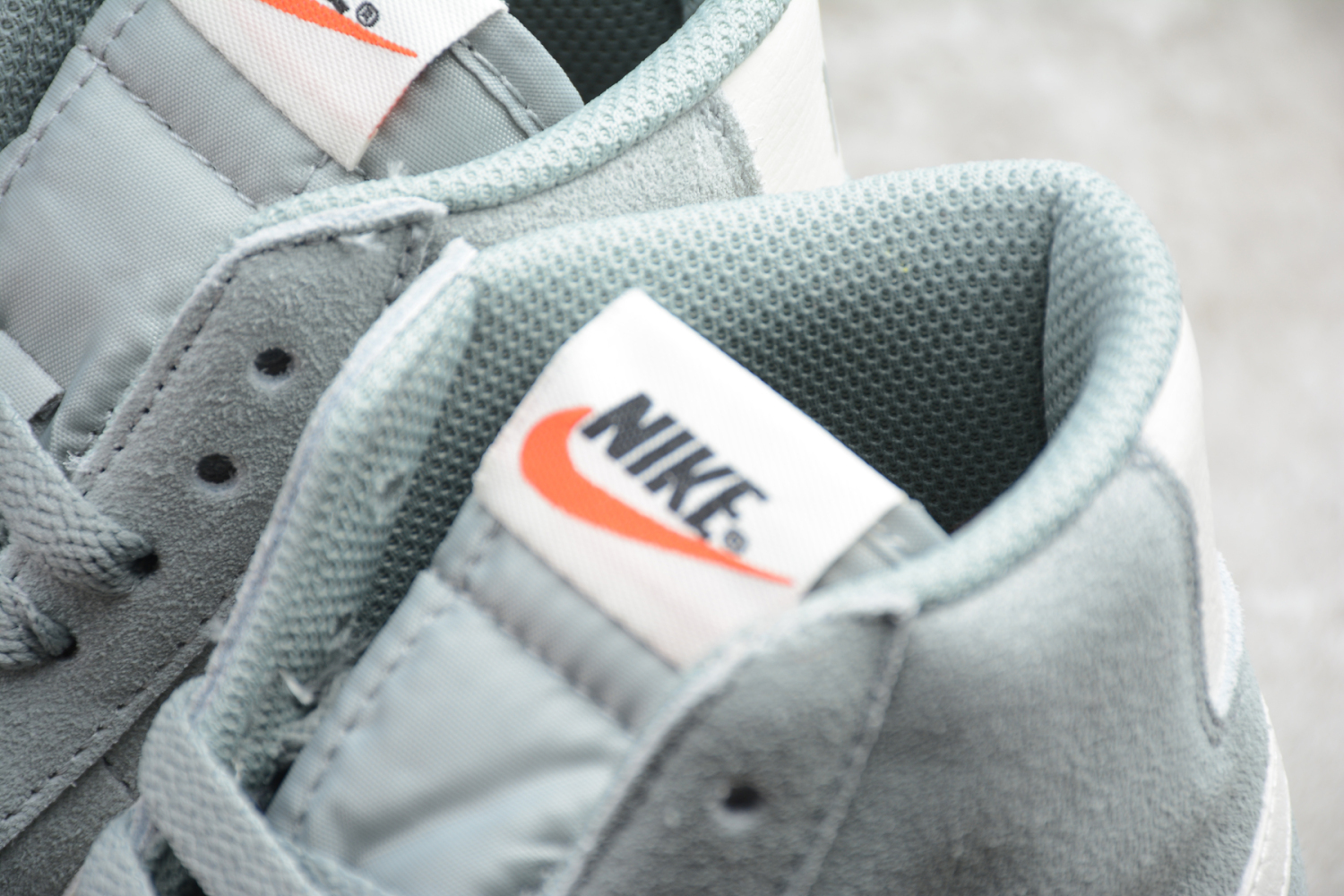 Nike Blazer Mid Vintage Suede Mica Green Sail AV9376-300