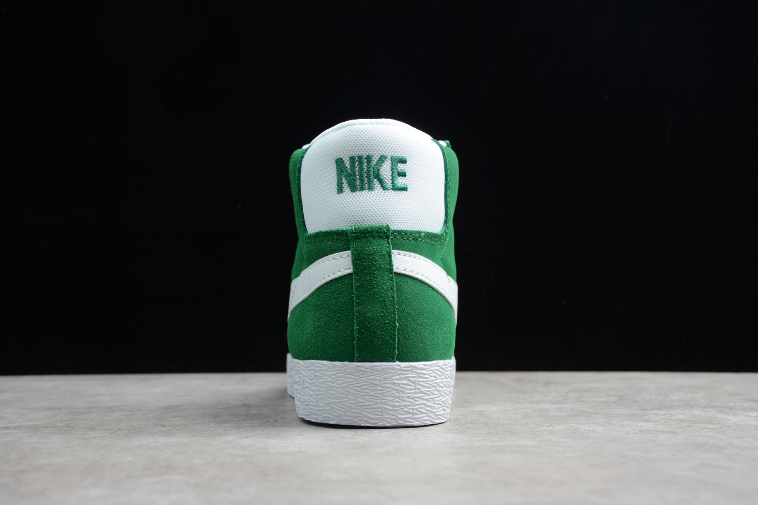 Nike SB Blazer Mid Pine Green 864349-311