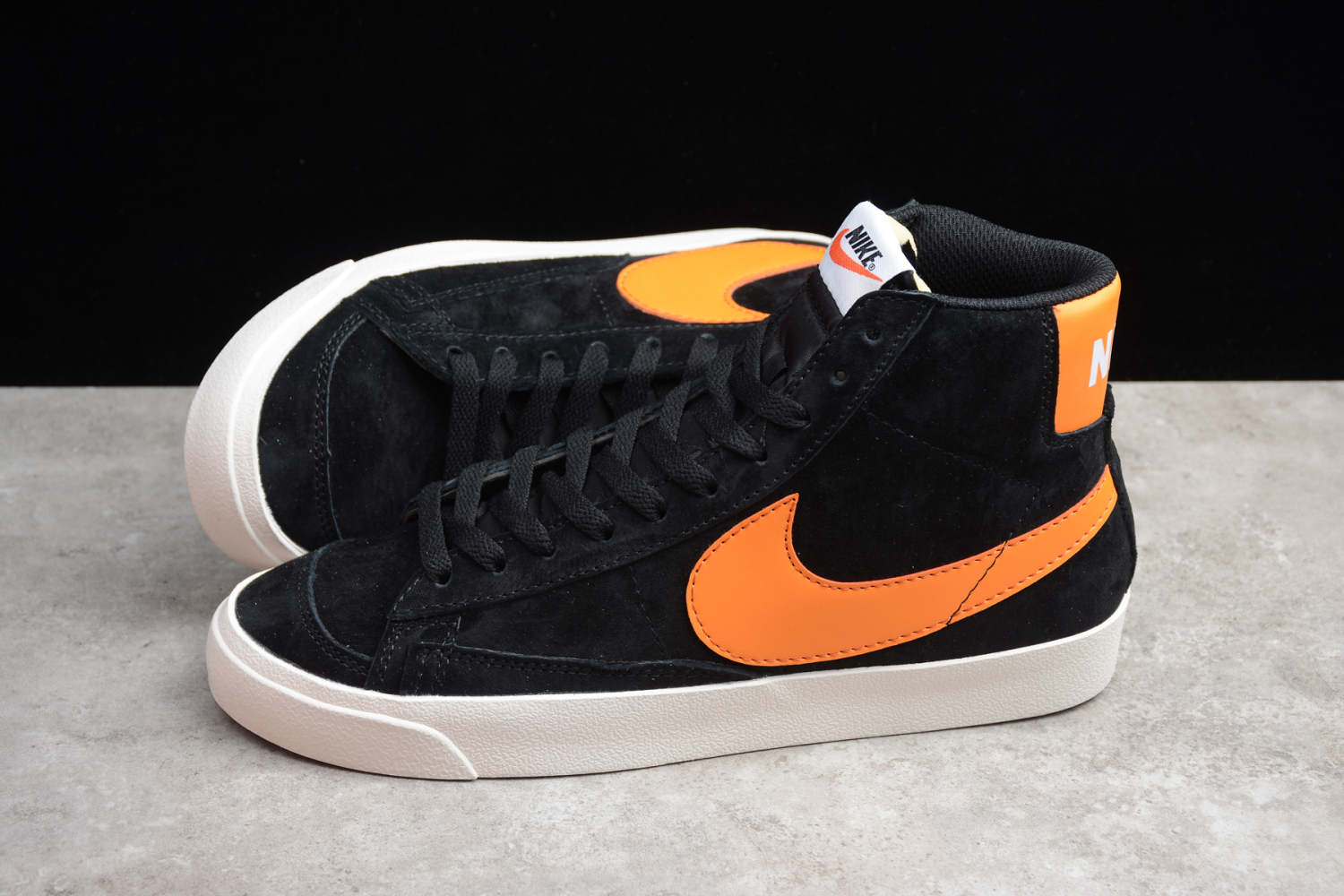 Nike Blazer Mid Vintage Black Amber  CJ9693-001