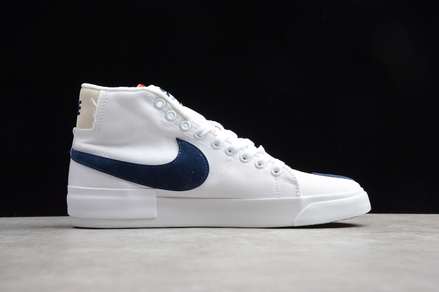 Nike SB Blazer Mid Edge Hack Pack White  CI3833-100