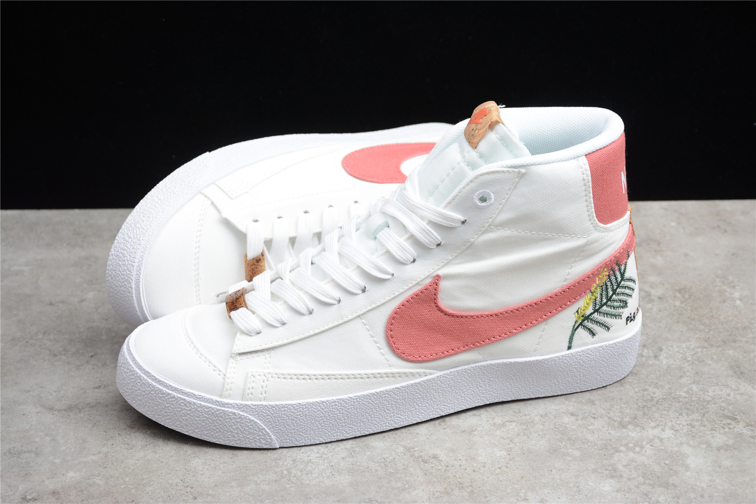 Nike Blazer Mid 77 Catechu (W)  DC8265-101