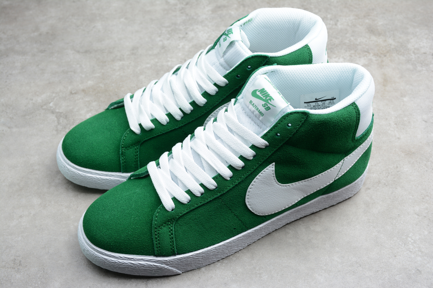 Nike SB Blazer Mid Pine Green 864349-311