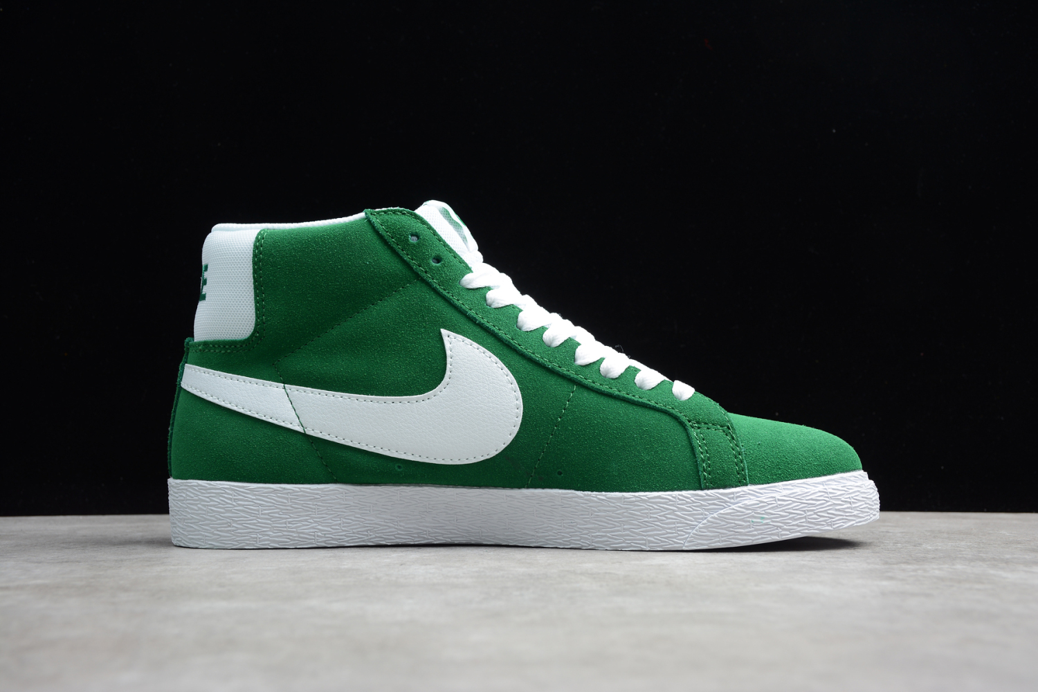 Nike SB Blazer Mid Pine Green 864349-311