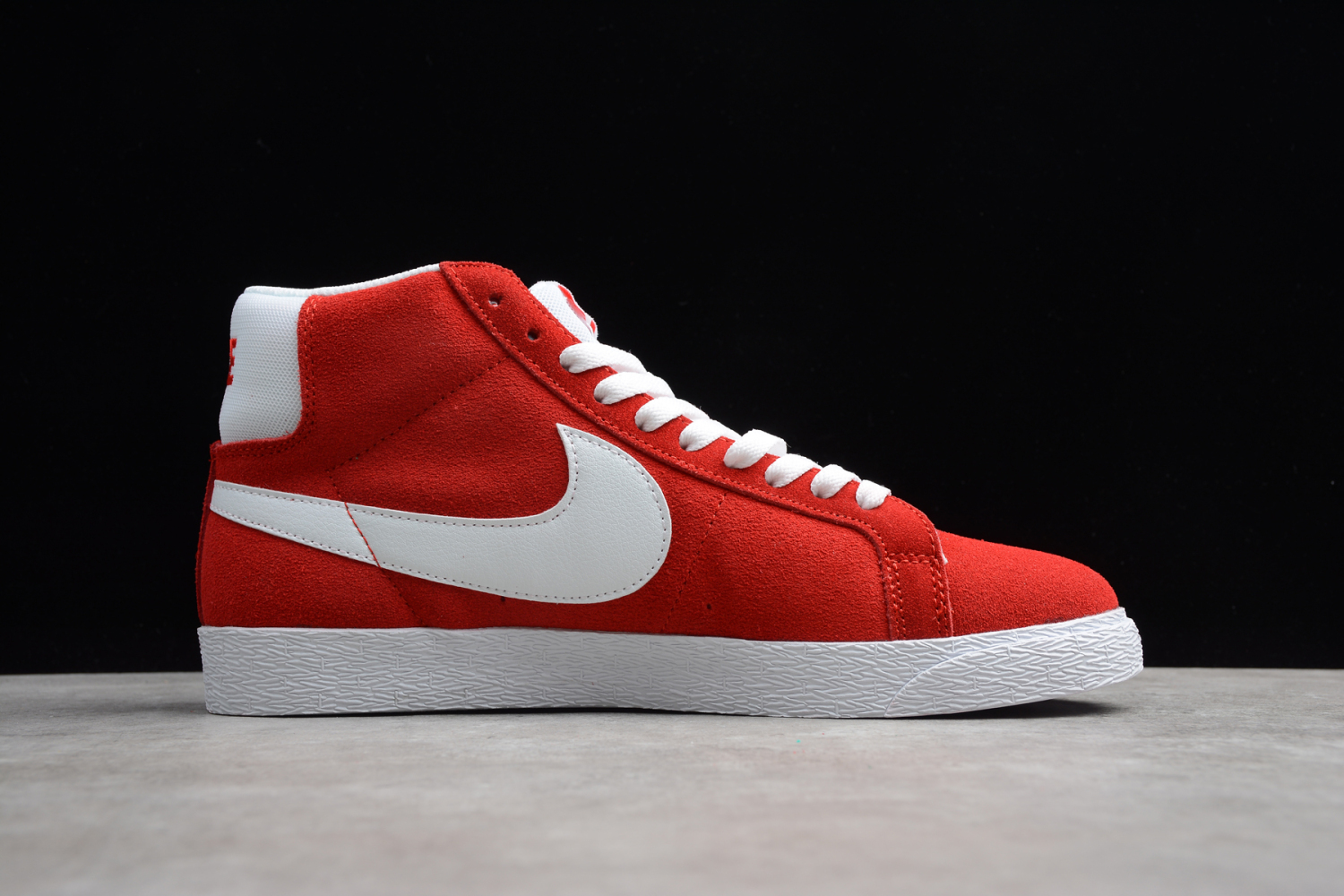 Nike SB Blazer Mid Red Suede (2017)  864349-611