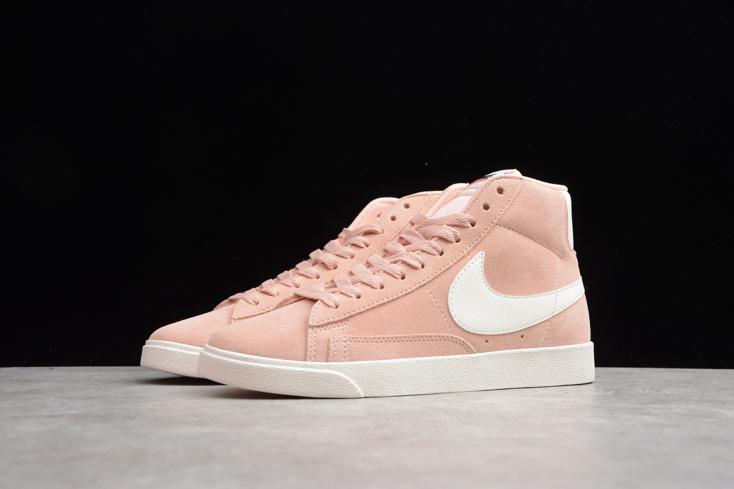 Nike Blazer Mid Vintage Suede Coral Stardust (W) 917862-605