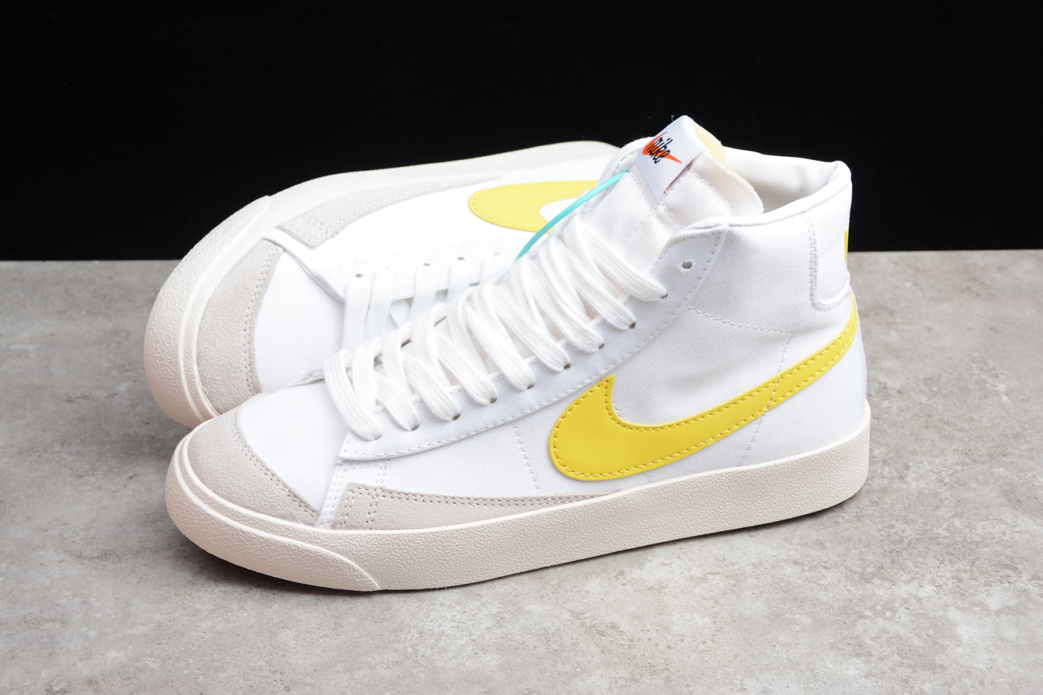 Nike Blazer Mid 77 Vintage Optic Yellow BQ6806-101