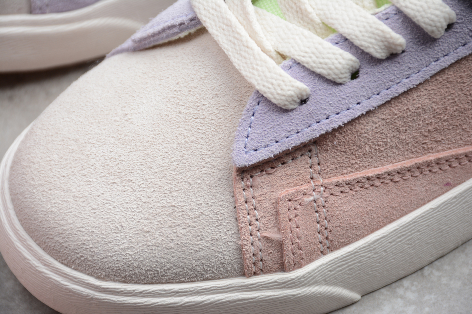 Wmns Nike Blazer Mid Rebel  CQ7786-661