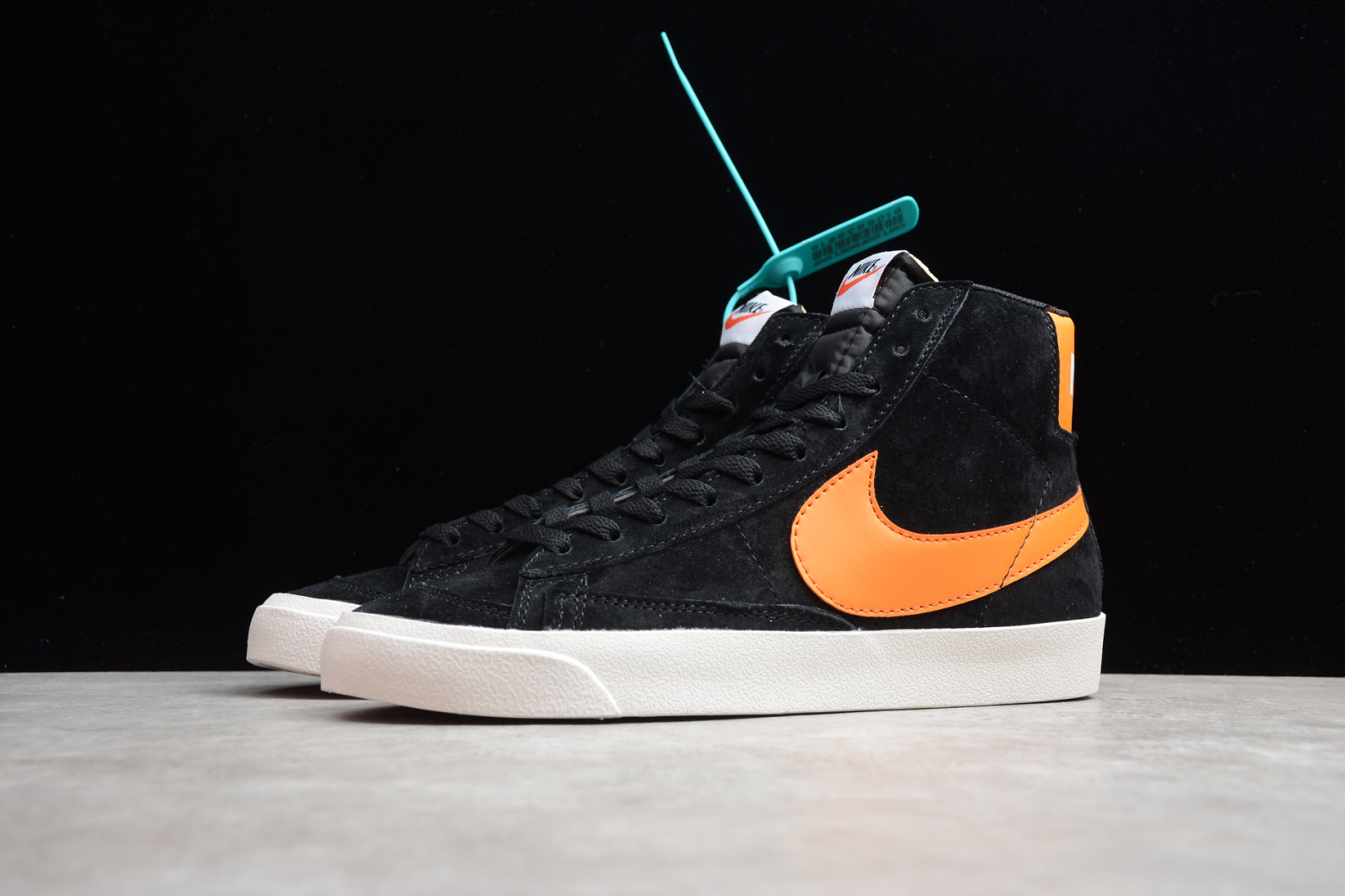 Nike Blazer Mid Vintage Black Amber  CJ9693-001