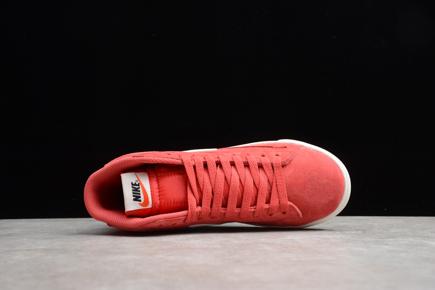 Nike Blazer Mid VNTG Speed Red Sail Black 917862-602