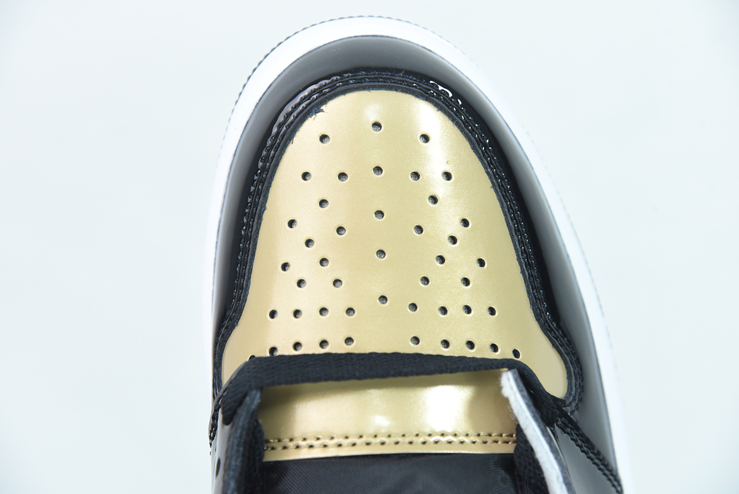 Jordan 1 Retro High NRG Patent Gold Toe 861428-007