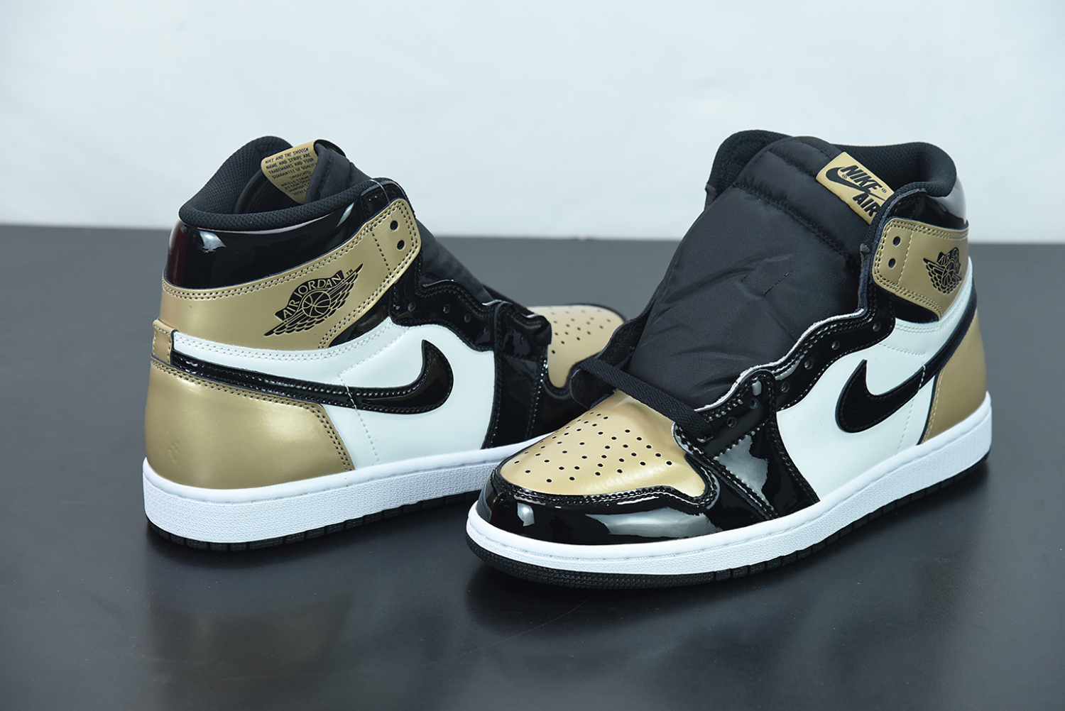 Jordan 1 Retro High NRG Patent Gold Toe 861428-007