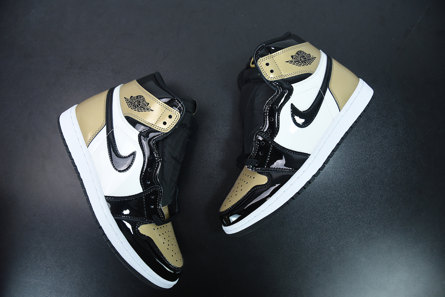 Jordan 1 Retro High NRG Patent Gold Toe 861428-007
