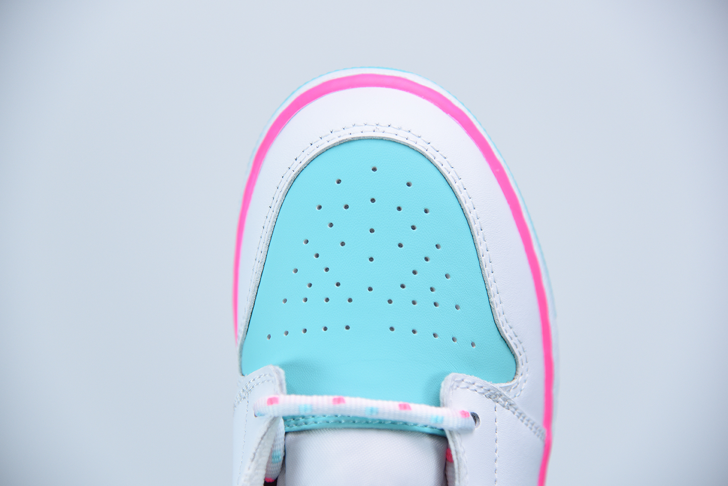 Jordan 1 Mid White Pink Green Soar (GS) 555112-102