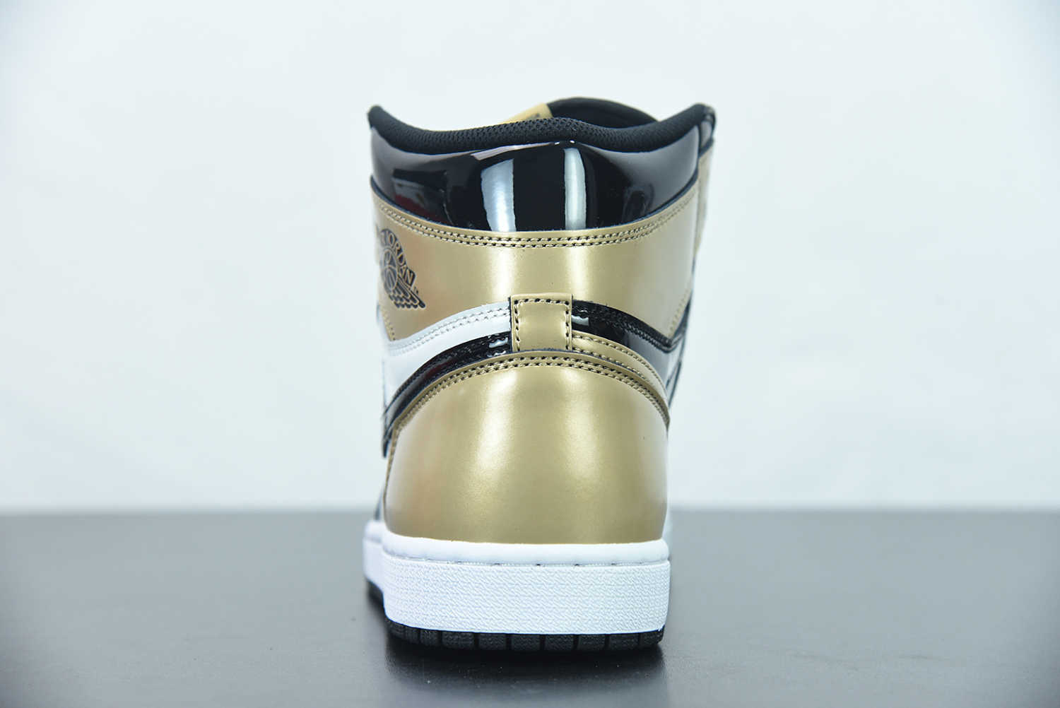 Jordan 1 Retro High NRG Patent Gold Toe 861428-007